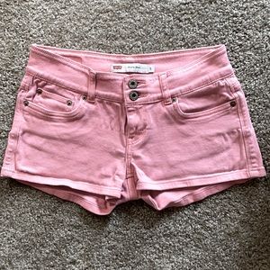 Super cute shorty shorts in size 5